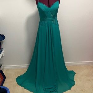 BCBGMaxAzria elegant, floor length gown